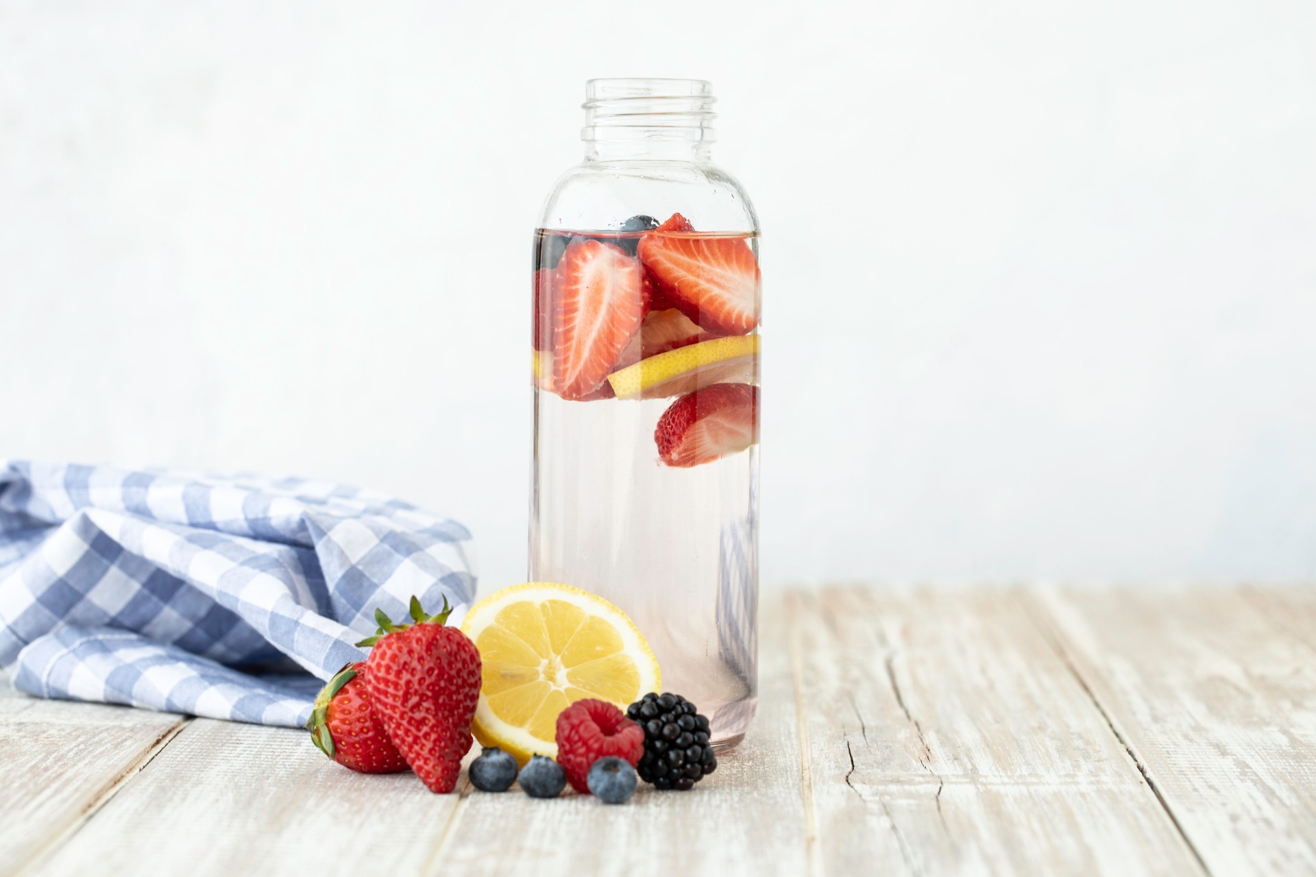 Vitamin and Alkaline Detox Water Vitamin and Alkaline Detox Water